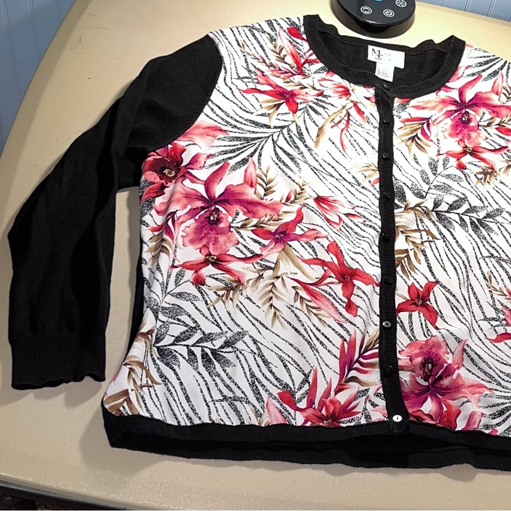 Vintage Maggie Sweet Fall Floral Sweater